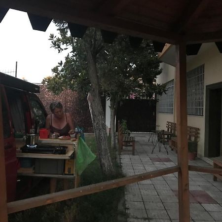 Sunrise Guest House شكودر المظهر الخارجي الصورة
