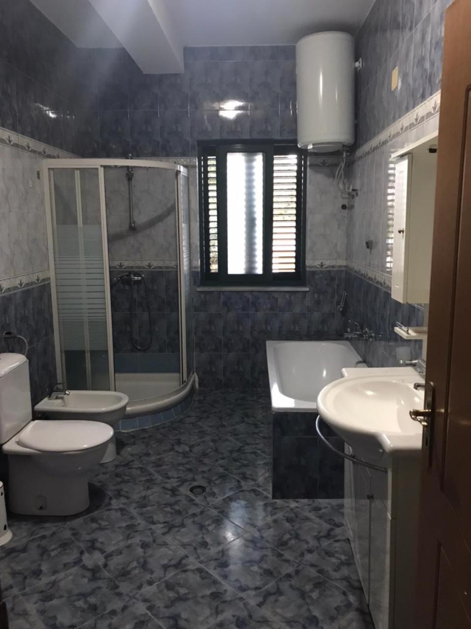 Sunrise Guest House شكودر المظهر الخارجي الصورة